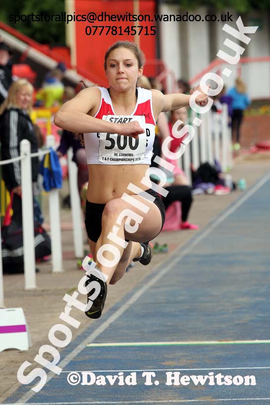 Womens under-17s, North East Track and Field Champs., Gateshead. Photo: David T. Hewitson/Sports for All Pics